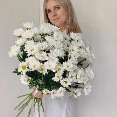 Букет «Ромашка» — свежесть белых хризантем в деревенском стиле Альметьевск Республика Татарстан