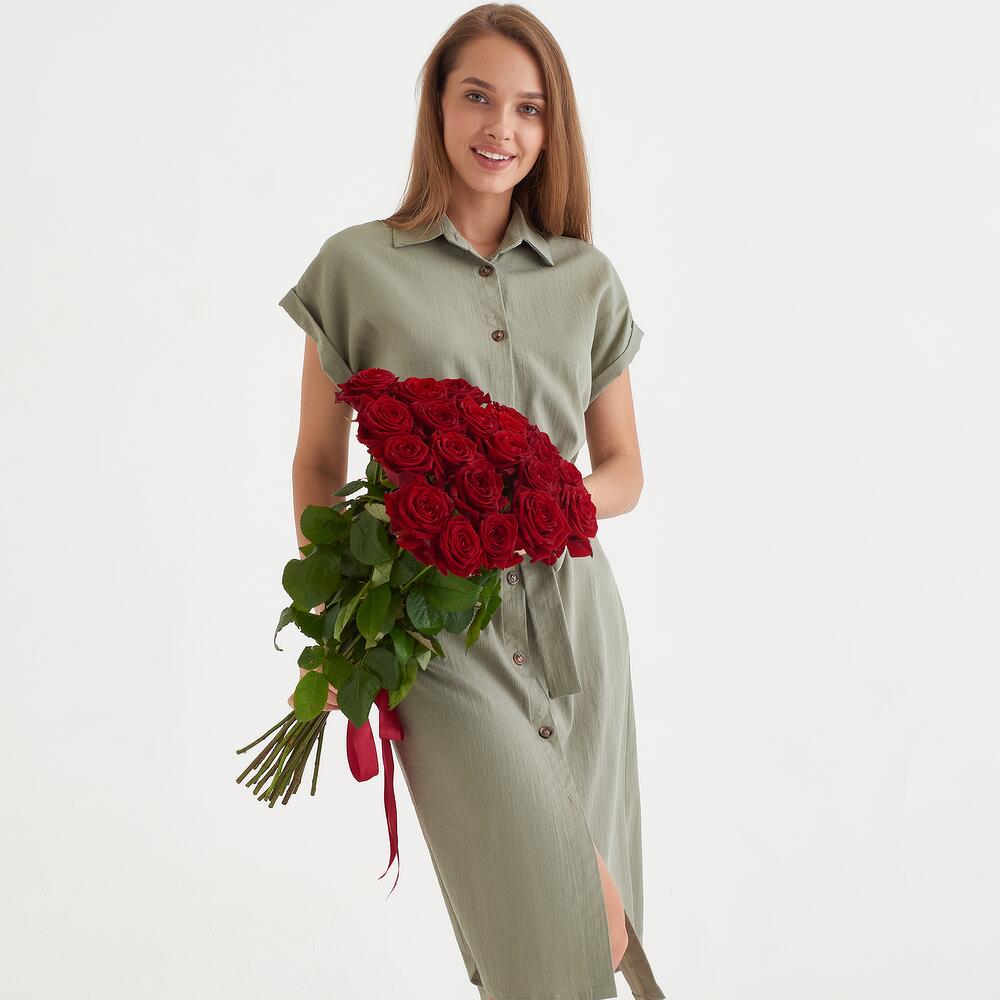 Роскошный букет из 21 красной розы – воплощение искренних чувств Альметьевск Республика Татарстан