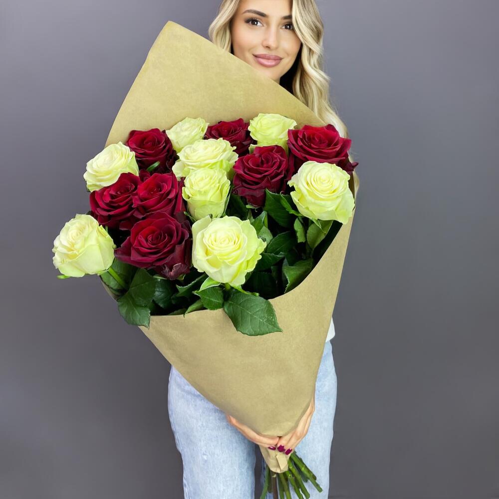 Букет «Инь-Ян» – гармония страсти и чистоты Альметьевск Республика Татарстан