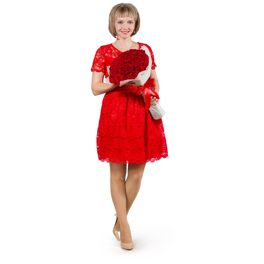 Букет из 35 красных роз в фетре