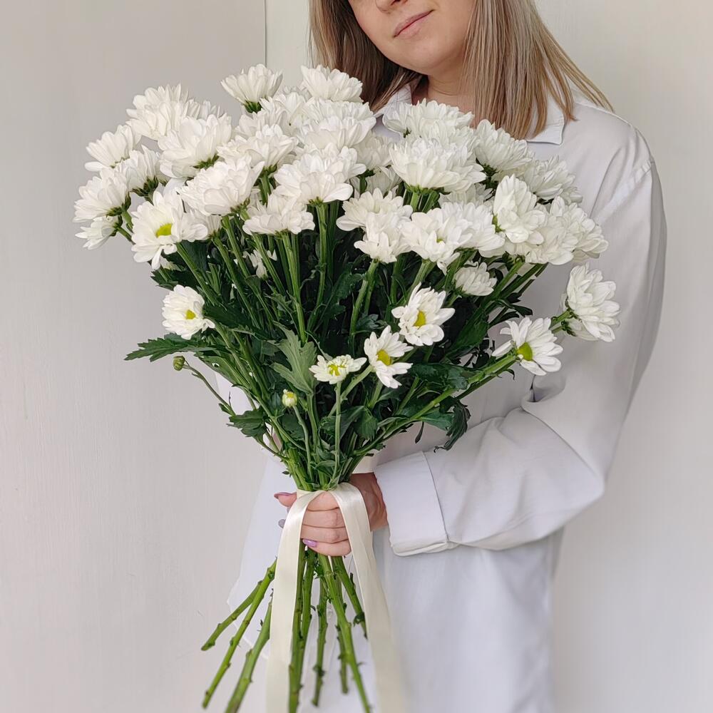 Букет «Ромашка» — свежесть белых хризантем в деревенском стиле Альметьевск Республика Татарстан