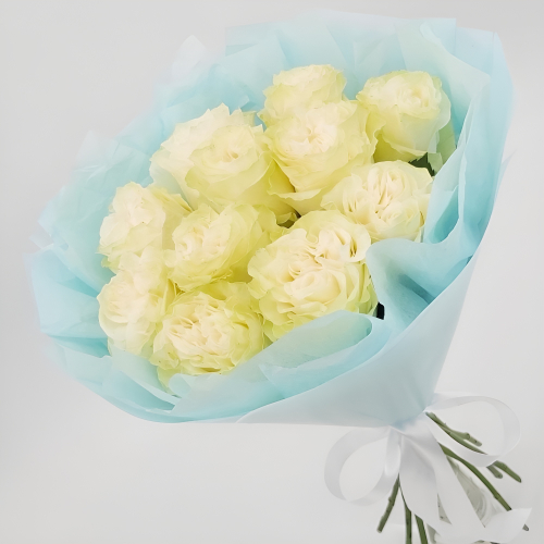 Букет «Кружевное облачко» – 11 белоснежных роз в нежной упаковке Альметьевск Республика Татарстан