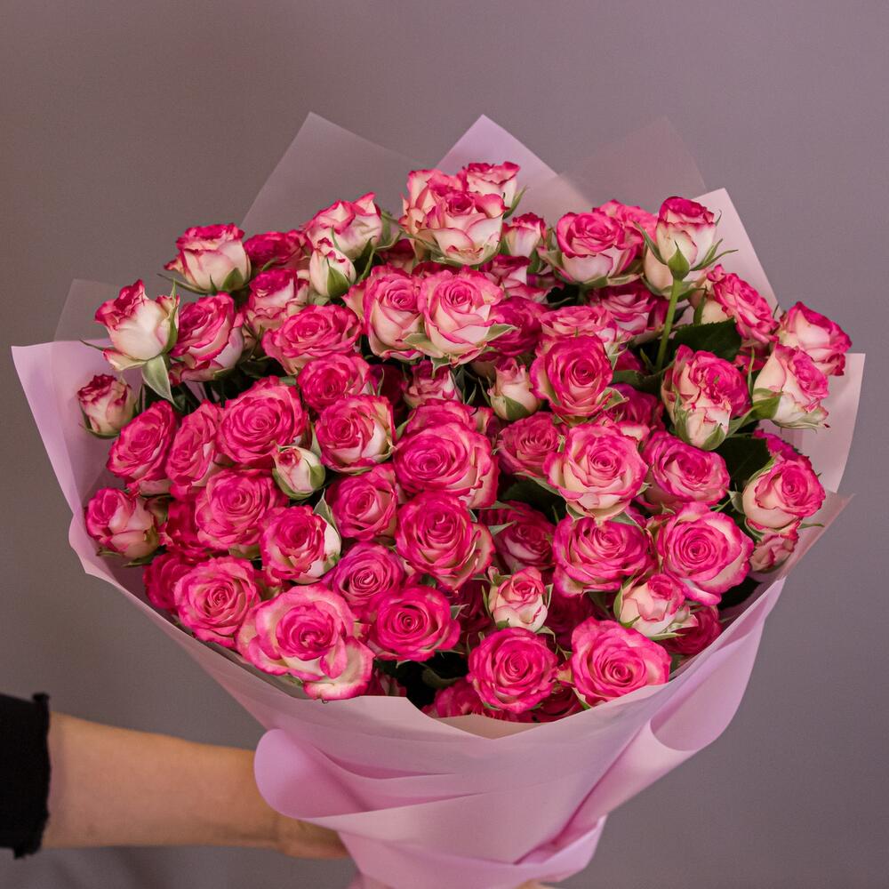 Букет «Розовый бум» – пышные кустовые розы в нежно-розовых тонах Альметьевск Республика Татарстан