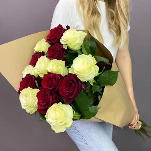 Букет «Инь-Ян» – гармония страсти и чистоты Альметьевск Республика Татарстан